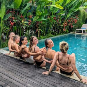 Respiration, Breathwork, kundalini retraite à Bali, sororité, bien-être, écoute et atelier de gratitude Retraite bali en français Retraite spirituelle à Bali Retraite de yoga à Bali Séance de Breathwork à Bali Retraite de méditation à Bali Bien-être à Ubud Séjour bien-être Bali Retraite de yoga et méditation à Bali Retraite de pleine conscience à Bali Vacances spirituelles à Bali Retraite entre femmes à Bali