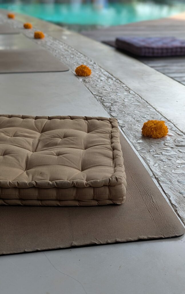 retraite à Bali, sororité, bien-être, breathwork et sound healing Retraite bali en français Retraite spirituelle à Bali Retraite de yoga à Bali Séance de Breathwork à Bali Retraite de méditation à Bali Bien-être à Ubud Séjour bien-être Bali Retraite de yoga et méditation à Bali Retraite de pleine conscience à Bali Vacances spirituelles à Bali Retraite entre femmes à Bali