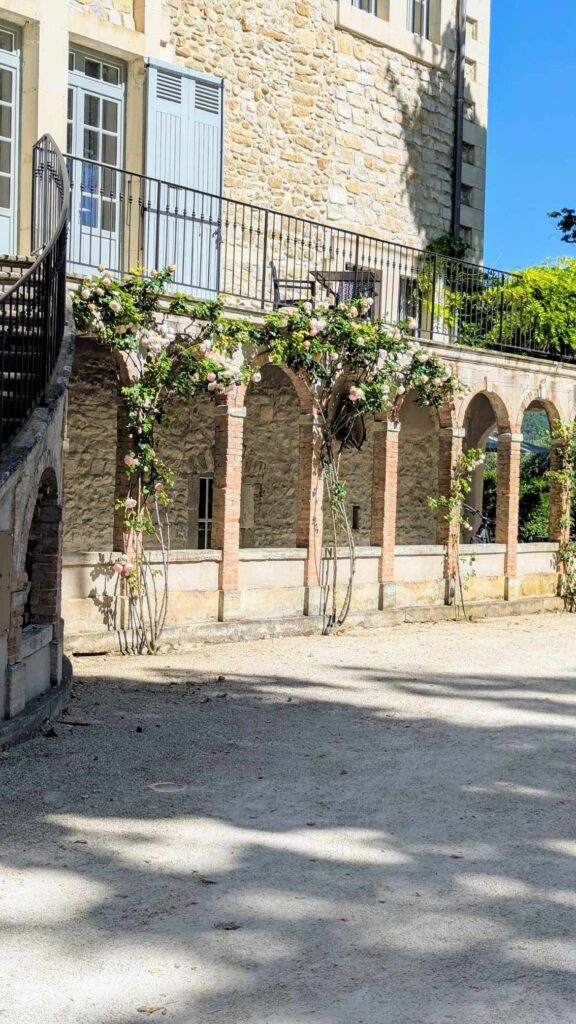 Retraite Bien-Etre en France, Respiration, Breathwork, kundalini retraite à Bali, sororité, bien-être, écoute et atelier de gratitude Retraite bali en français Retraite spirituelle à Bali Retraite de yoga à Bali Séance de Breathwork à Bali Retraite de méditation à Bali Bien-être à Ubud Séjour bien-être Bali Retraite de yoga et méditation à Bali Retraite de pleine conscience à Bali Vacances spirituelles à Bali Retraite entre femmes à Bali