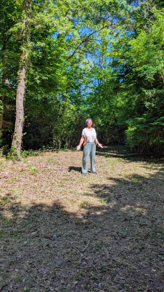 Retraite Bien-Etre en France, Respiration, Breathwork, kundalini retraite à Bali, sororité, bien-être, écoute et atelier de gratitude Retraite bali en français Retraite spirituelle à Bali Retraite de yoga à Bali Séance de Breathwork à Bali Retraite de méditation à Bali Bien-être à Ubud Séjour bien-être Bali Retraite de yoga et méditation à Bali Retraite de pleine conscience à Bali Vacances spirituelles à Bali Retraite entre femmes à Bali